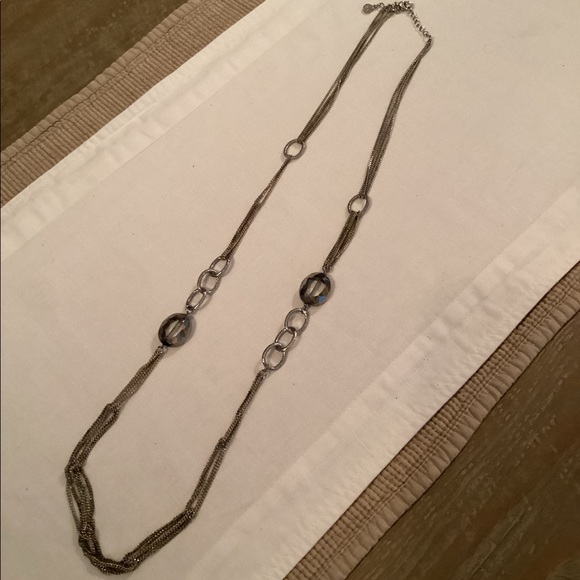 3/$25 Simply Vera long necklace - Picture 2 of 2